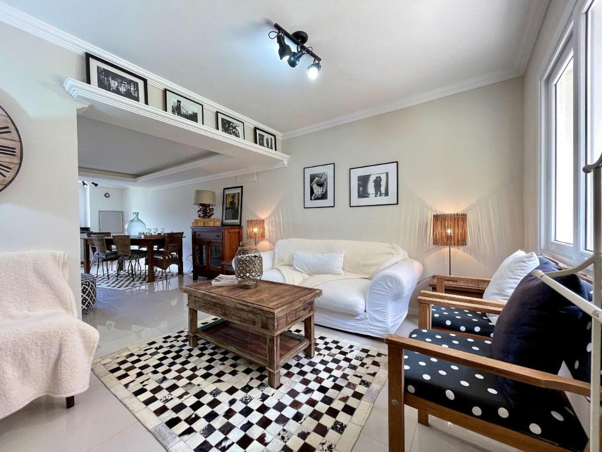 Casa Triplex 3 Dorm A 6Qd Rua Coberta Canela Εξωτερικό φωτογραφία