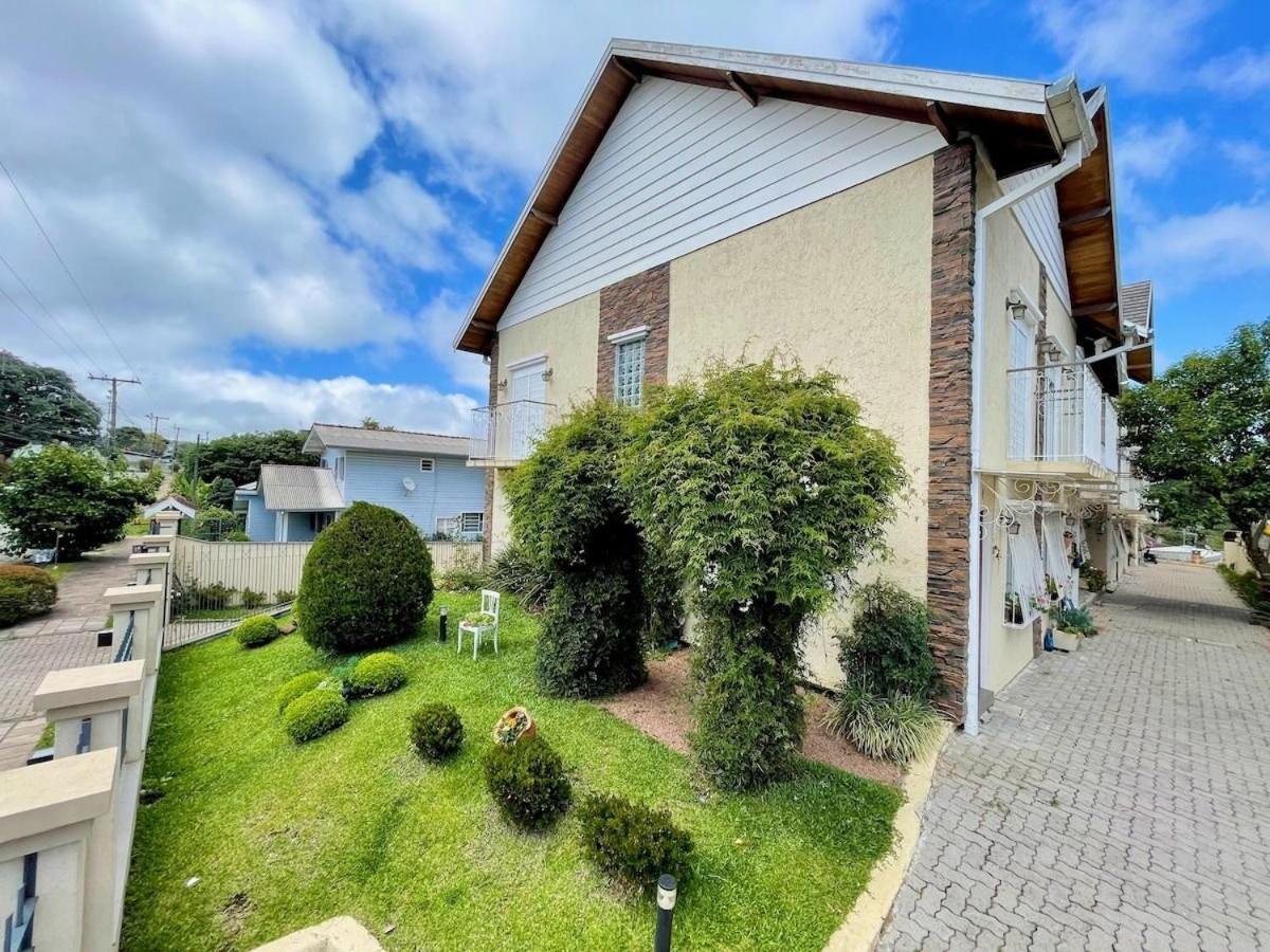 Casa Triplex 3 Dorm A 6Qd Rua Coberta Canela Εξωτερικό φωτογραφία
