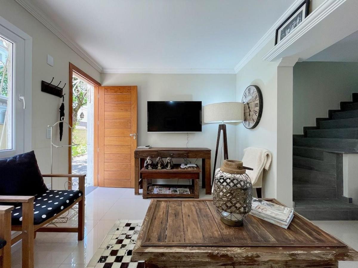 Casa Triplex 3 Dorm A 6Qd Rua Coberta Canela Εξωτερικό φωτογραφία
