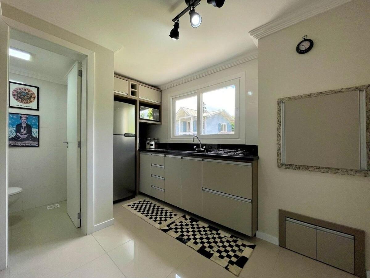 Casa Triplex 3 Dorm A 6Qd Rua Coberta Canela Εξωτερικό φωτογραφία